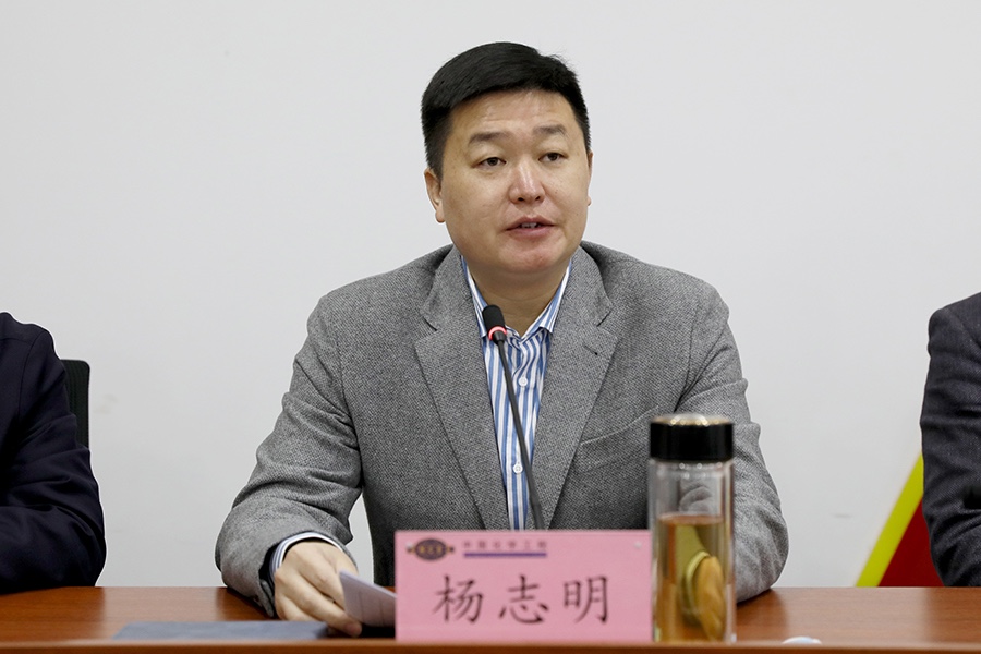 2T8A3600.jpg