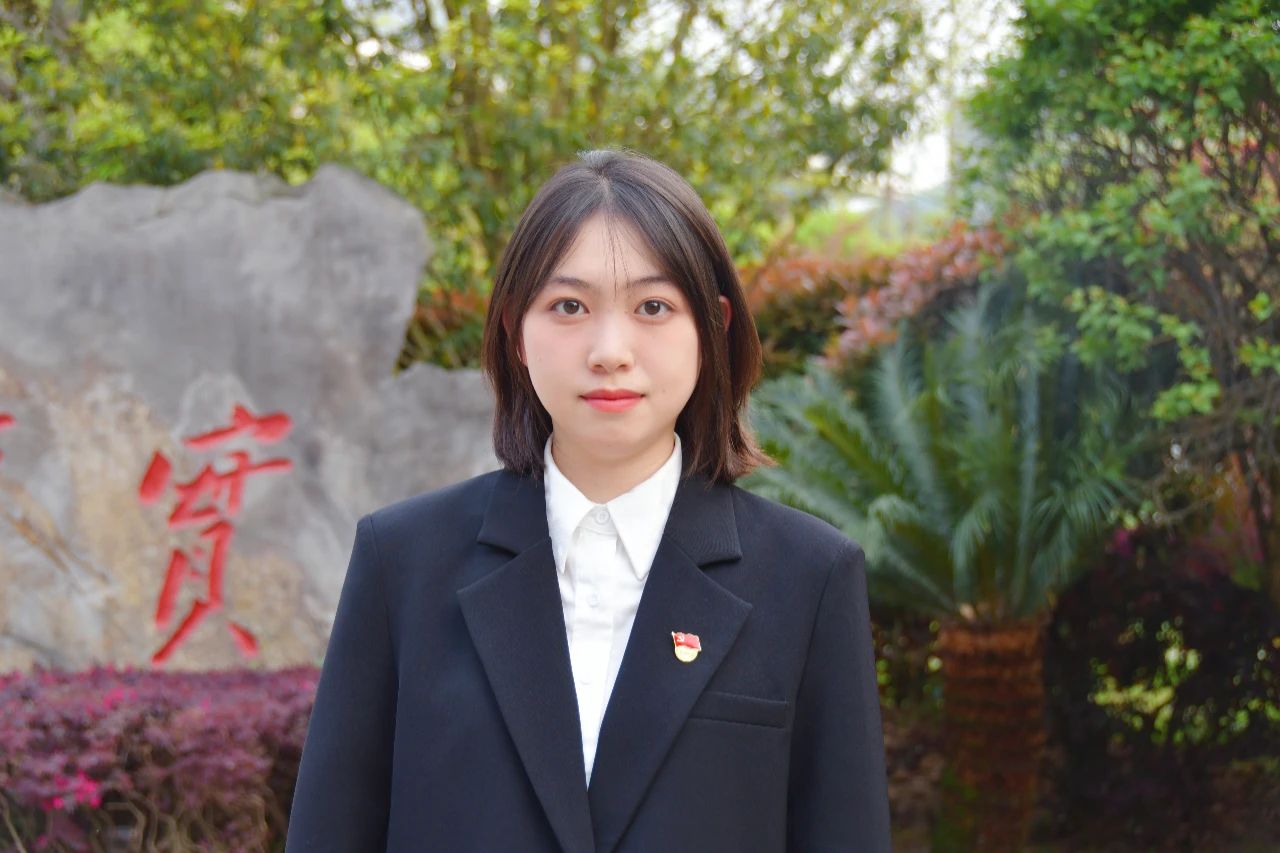 8c98d8caf39e3c57e4c5dcc81320c2a9.jpg 8c98d8caf39e3c57e4c5dcc81320c2a9.jpg
